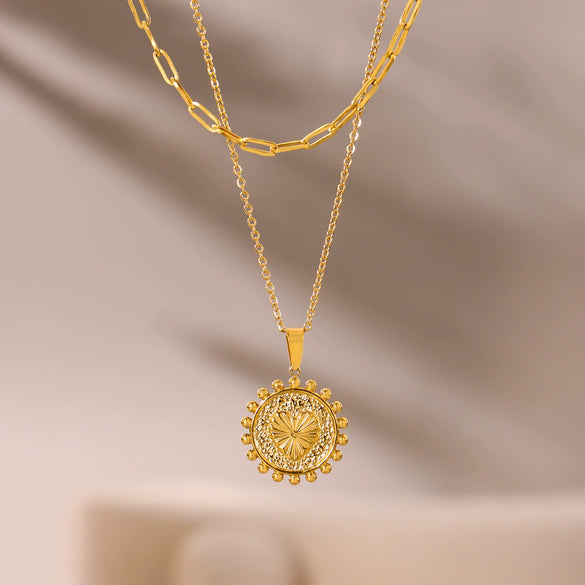 Wholesale Relief Peach Heart Double Layer Clavicle Necklace In Stainless Steel With Geometric Pattern And Electroplating