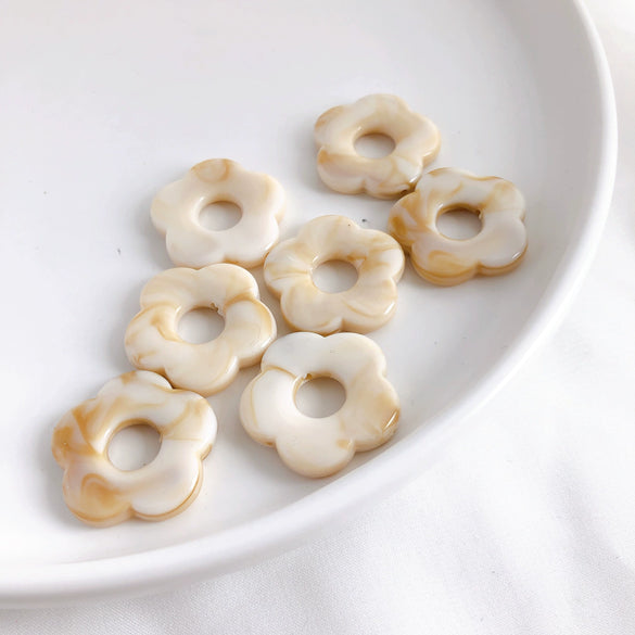 Wholesale Resin And Plastic Flower Earrings Accessories With Environmental Protection Treatment For Diy Jewelry