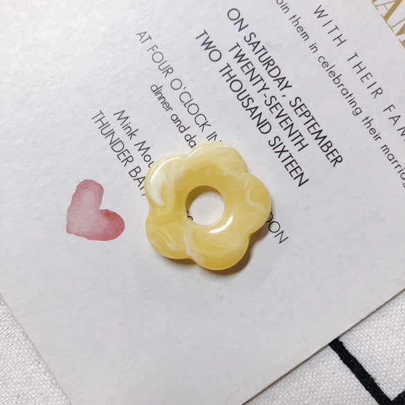 Wholesale Resin And Plastic Flower Earrings Accessories With Environmental Protection Treatment For Diy Jewelry