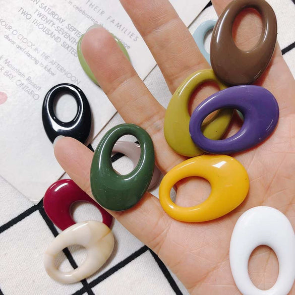 Wholesale Resin And Plastic Oval Earrings And Pendant Jewelry Accessories With Environmental Protection Treatment