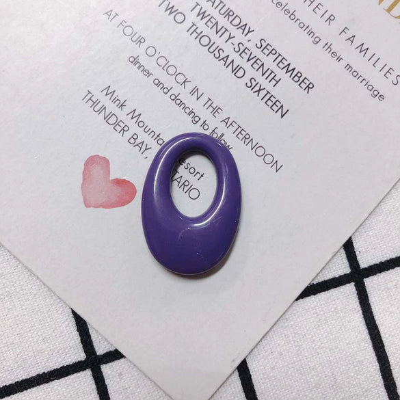 Wholesale Resin And Plastic Oval Earrings And Pendant Jewelry Accessories With Environmental Protection Treatment