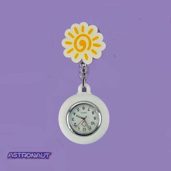 Wholesale Retractable Hanging Nurse Watch Plastic Case Silicone Strap Round Dial Casual Style