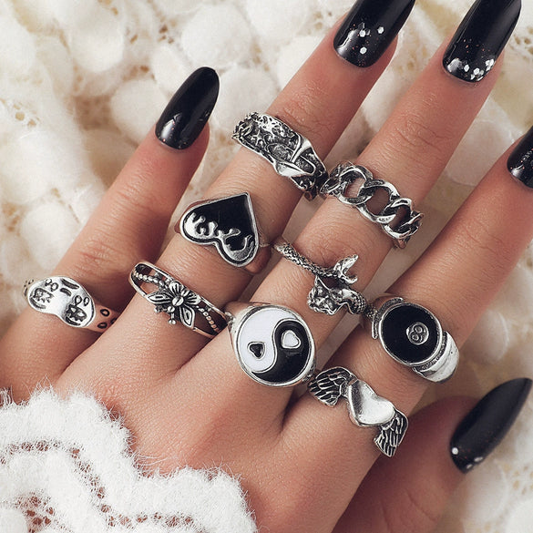 Wholesale Retro Alloy Ring Set With Heart Wings Butterfly Snakeshaped Elements Geometric And Leaf Patterns Electroplated
