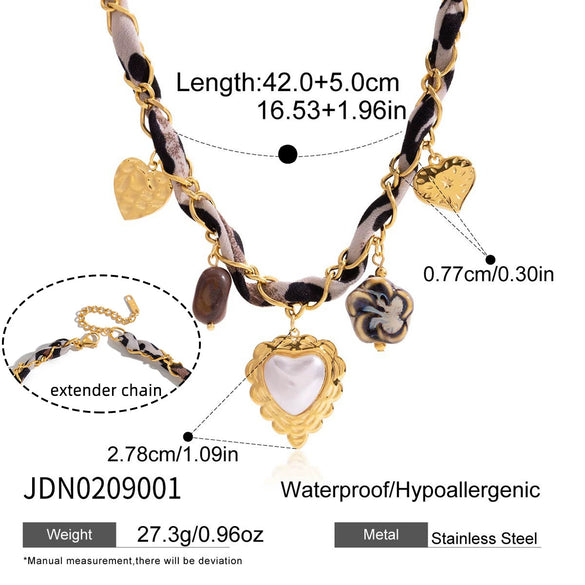 Wholesale Retro Ancient Style Heart Shape Electroplated Stainless Steel Women's Necklace Jewelry Accessories