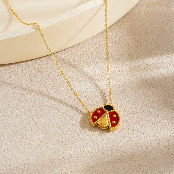 Wholesale Retro Cartoon Design Electroplated Stainless Steel Insect Pendant Thin Chain Necklace For Women