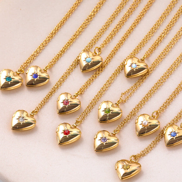Wholesale Retro Diamond Heartshaped Titanium Steel And Copper Necklace For Women