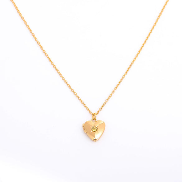 Wholesale Retro Diamond Heartshaped Titanium Steel And Copper Necklace For Women