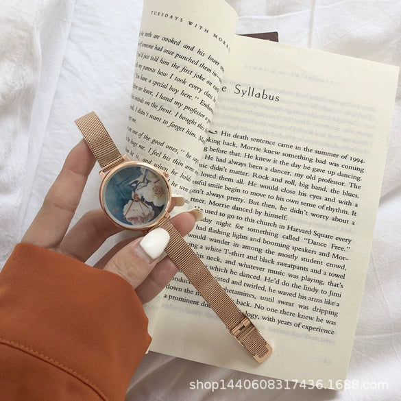 Wholesale Retro Fashion Simple Quartz Watch For Men And Women Silicone Case Imitation Leather Strap Round Dial
