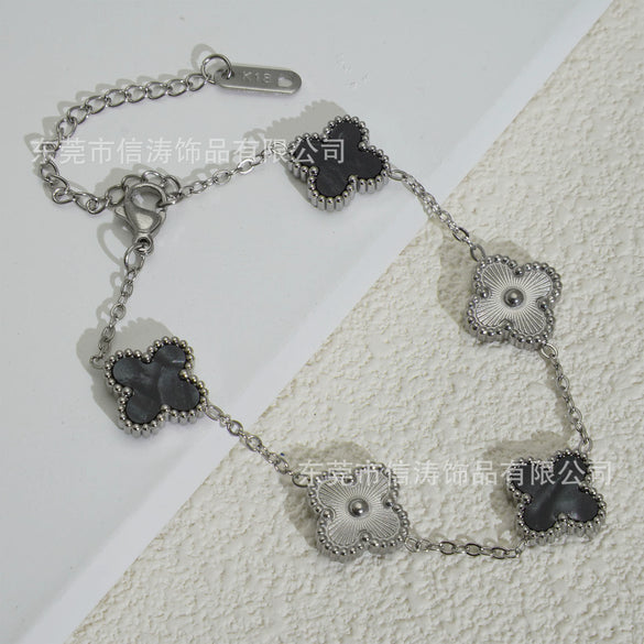 Wholesale Retro Floral Stainless Steel 18K Gold Plated Lucky Clover Bracelet For Men And Women