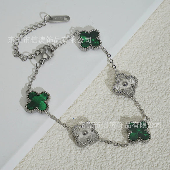 Wholesale Retro Floral Stainless Steel 18K Gold Plated Lucky Clover Bracelet For Men And Women