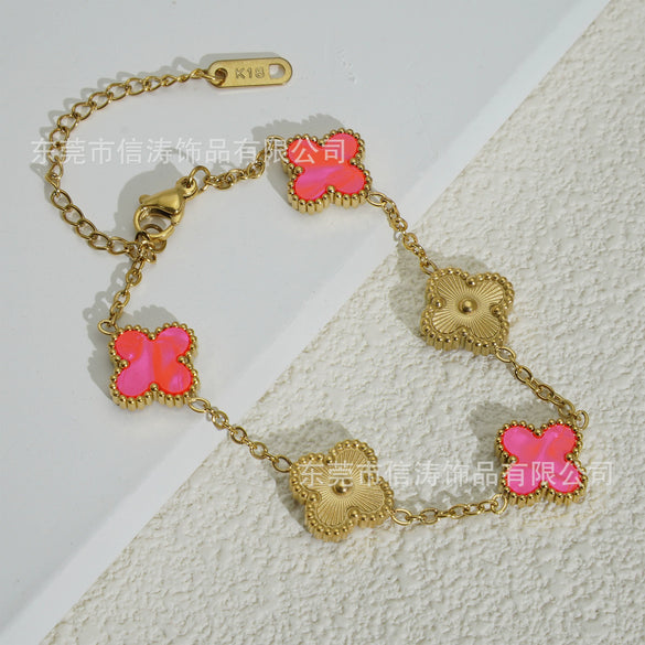 Wholesale Retro Floral Stainless Steel 18K Gold Plated Lucky Clover Bracelet For Men And Women