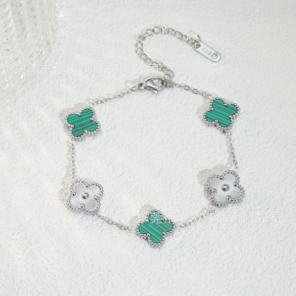 Wholesale Retro Floral Stainless Steel 18K Gold Plated Lucky Clover Bracelet For Men And Women