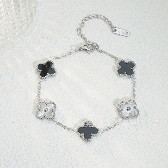 Wholesale Retro Floral Stainless Steel 18K Gold Plated Lucky Clover Bracelet For Men And Women