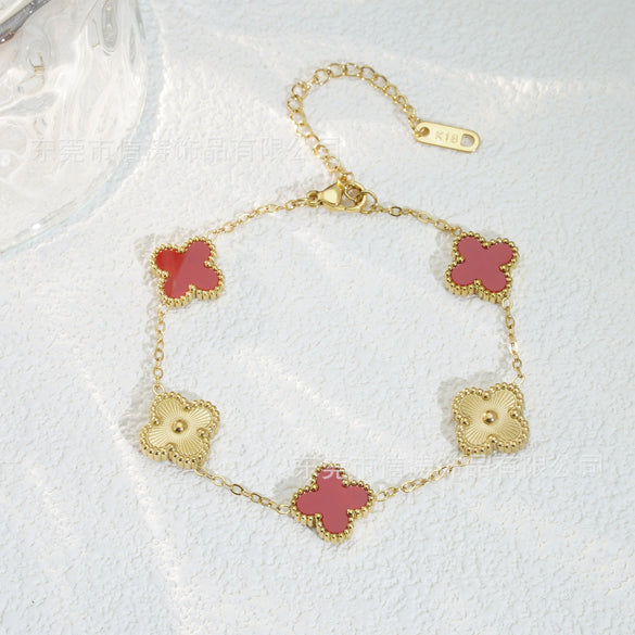 Wholesale Retro Floral Stainless Steel 18K Gold Plated Lucky Clover Bracelet For Men And Women