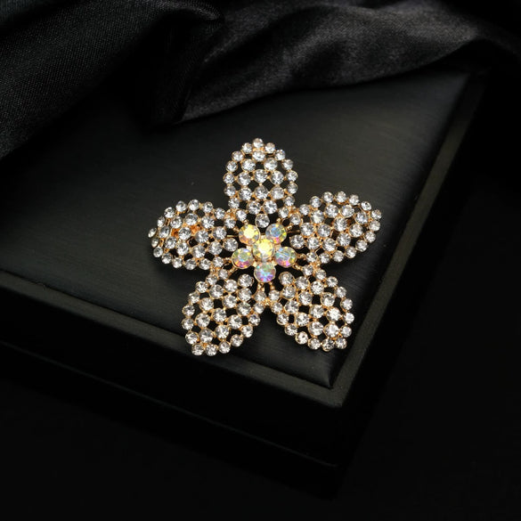 Wholesale Retro Flower Brooch Zinc Alloy Electroplating Antiglare For Women