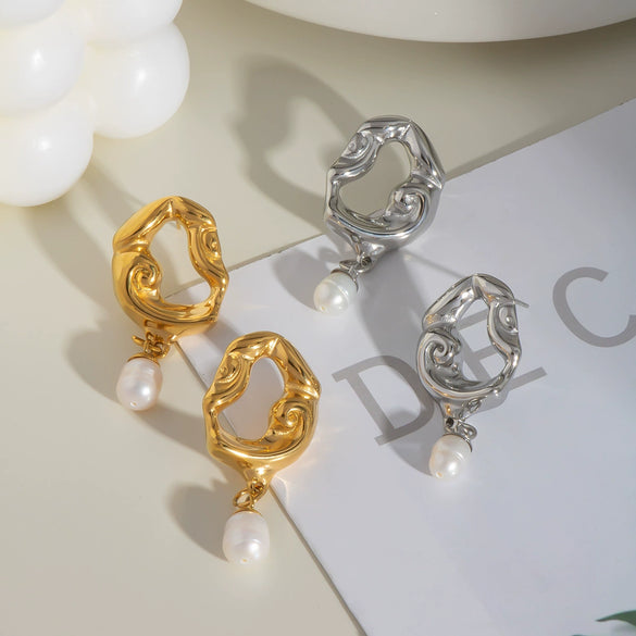 Wholesale Retro Freshwater Pearl Pendant Earrings For Women Light Luxury Hollow Distinctive Stainless Steel Pvd Furnace Vacuum Real Gold Plated