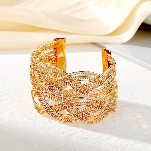 Wholesale Retro Geometric Alloy Woven Mesh Adjustable Wide Face Bracelet With Electroplating Treatment For Women And Unisex