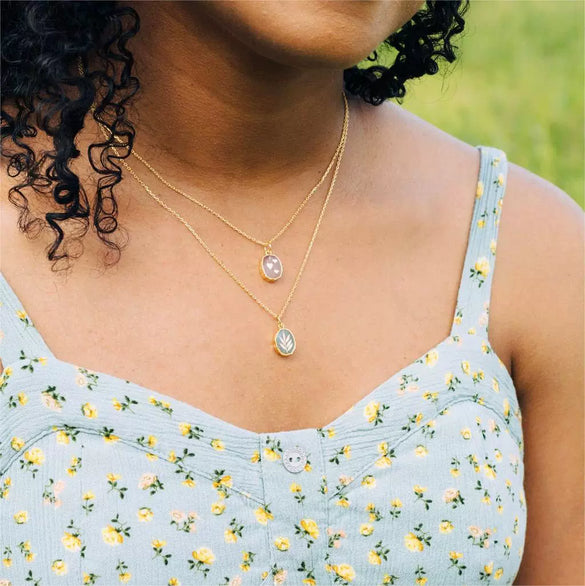 Wholesale Retro Geometric Butterfly Star Moon Love Snake Flower Planet Pendant Necklace For Women Made Of Copper With Gem Inlay And Carving Ochain