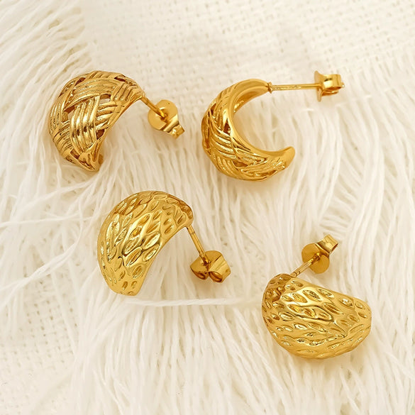 Wholesale Retro Geometric Oval Titanium Steel Earrings For Women With Electroplating