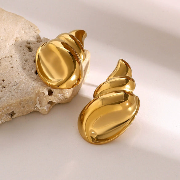 Wholesale Retro Geometric Stainless Steel Conch Earrings 18K Gold Electroplated Nonfading Jewelry