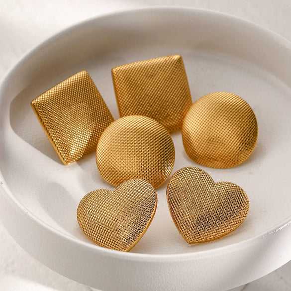 Wholesale Retro Geometric Stainless Steel Gold Embossed Round Antiallergy Women's Earrings
