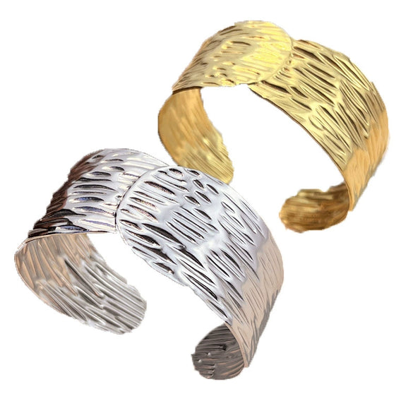 Wholesale Retro Geometric Stainless Steel Open Bracelet For Women Electroplated