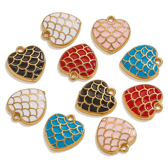 Wholesale Retro Love Shape Stainless Steel Pendant With Dragon Scale Corrugated Design And Electroplating Treatment