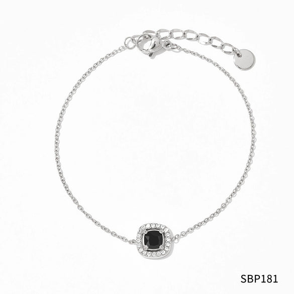 Wholesale Retro Love Temperament Women's Bracelet In Geometric Shape Titanium Steel And Stainless Steel With Electroplating