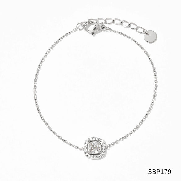Wholesale Retro Love Temperament Women's Bracelet In Geometric Shape Titanium Steel And Stainless Steel With Electroplating
