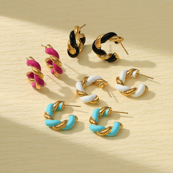 Wholesale Retro Macaron Color Stainless Steel Heart Shaped Earrings With Electroplating Design For Women