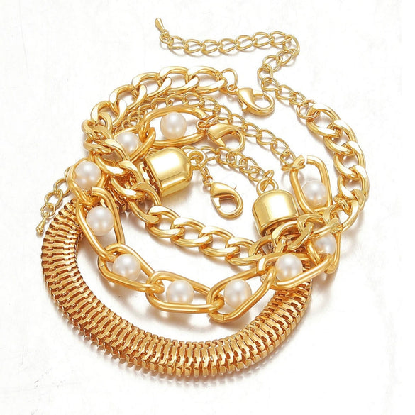 Wholesale Retro Metal Geometric Style Electroplated Unisex Bracelet