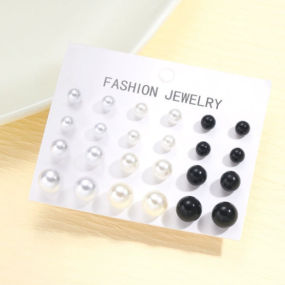 Wholesale Retro Mixed Color Imitation Pearl Women's Earrings Set With Geometric Pattern And Electroplating Treatment