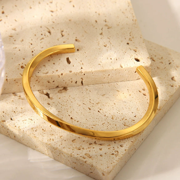Wholesale Retro Open Bracelet For Women Stainless Steel With Vacuum Real Gold Electroplating In Pvd Furnace Simple And Fashionable High End Jewelry