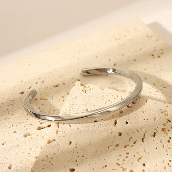 Wholesale Retro Open Bracelet For Women Stainless Steel With Vacuum Real Gold Electroplating In Pvd Furnace Simple And Fashionable High End Jewelry