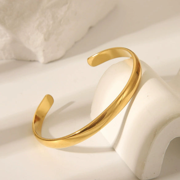 Wholesale Retro Open Bracelet For Women Stainless Steel With Vacuum Real Gold Electroplating In Pvd Furnace Simple And Fashionable High End Jewelry