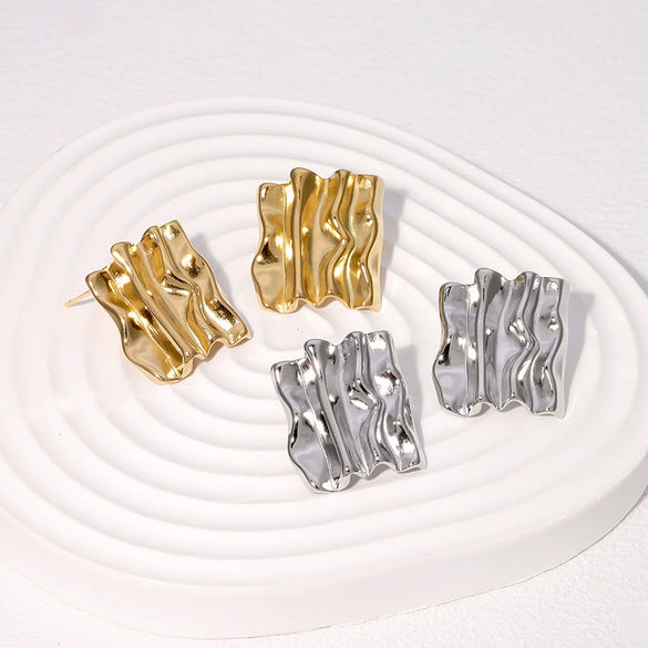 Wholesale Retro Pleated Irregular Geometric Stainless Steel Goldplated Ear Studs For Women