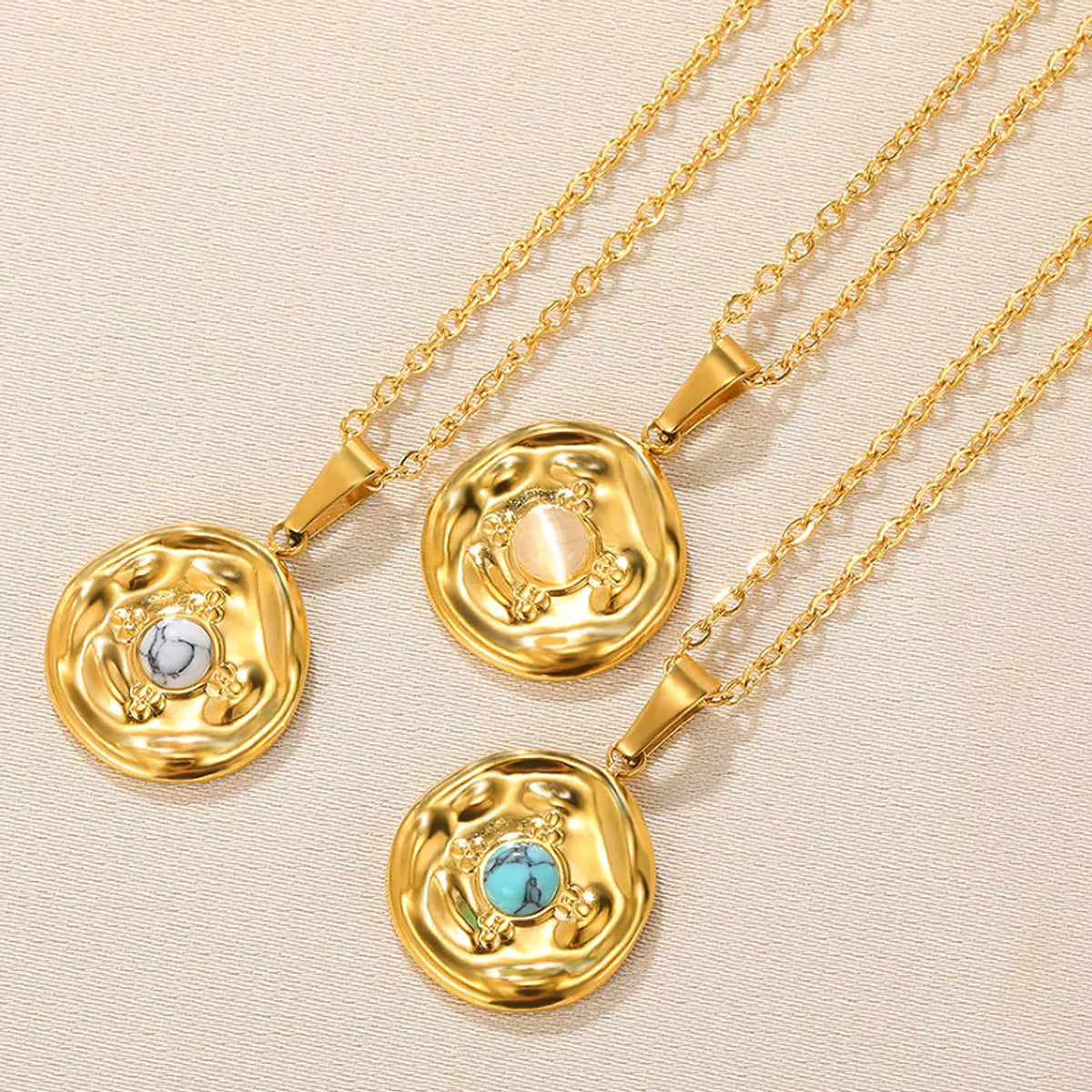 Wholesale Retro Simple Style Round Stainless Steel Plating Inlay 18k Gold Plated Turquoise Pendant Necklace