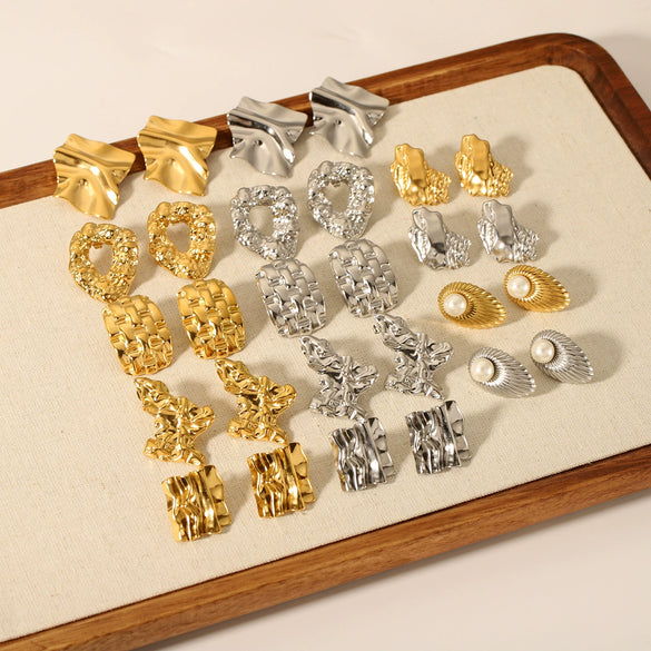 Wholesale Retro Stainless Steel Niche Design Irregular Ear Studs For Women 18K Gold Plated With Vacuum Real Gold Electroplating In Pvd Furnace