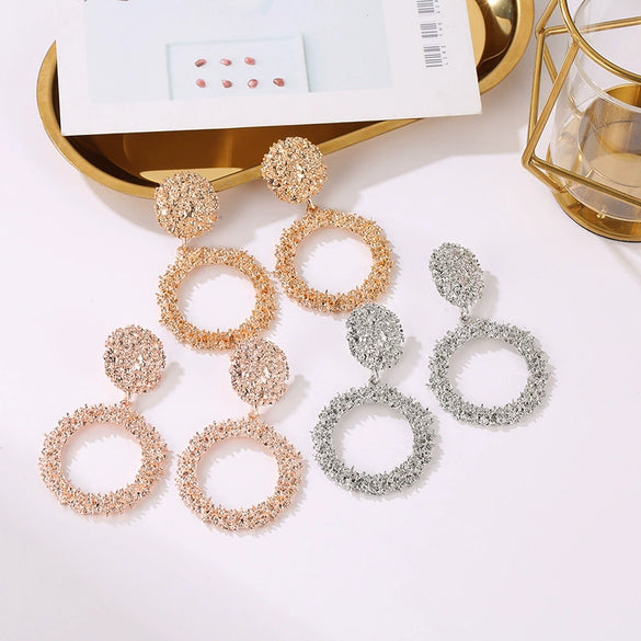 Wholesale Retro Style Alloy Geometric Large Circle Earrings With Electroplated Treatment For Women