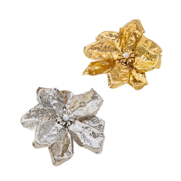 Wholesale Retro Threedimensional Alloy Flower Electroplated Brooch For Women