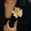 Wholesale Retro Threedimensional Alloy Flower Electroplated Brooch For Women