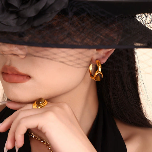 Wholesale Retro Vintage Style C Shaped Earrings With Opening Ring In Natural Tiger Eye Stone And Stainless Steel Pvd Electroplated For Women