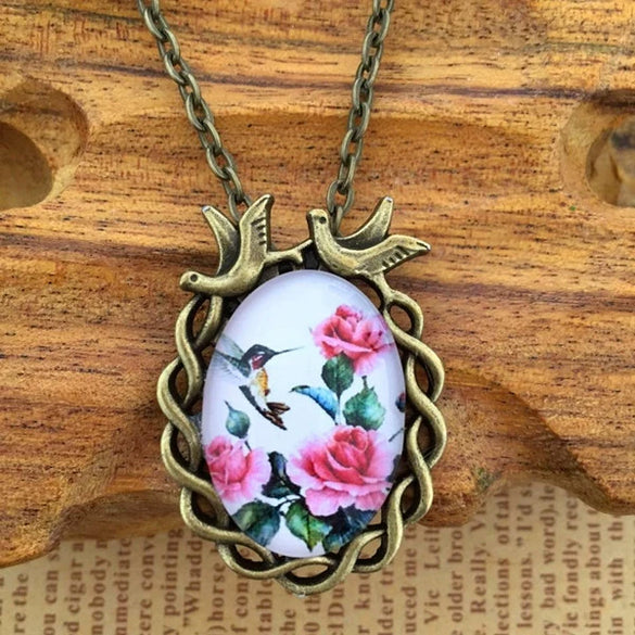 Wholesale Retro Women's Plastic And Resin Necklace With Forest Bird And Leaf Design