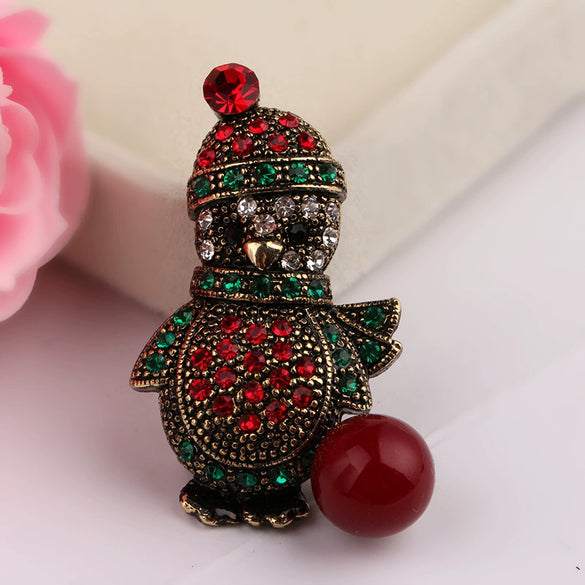 Wholesale Rhinestone Diamond Christmas Brooch With Cartoon Character Design For Women And Unisex