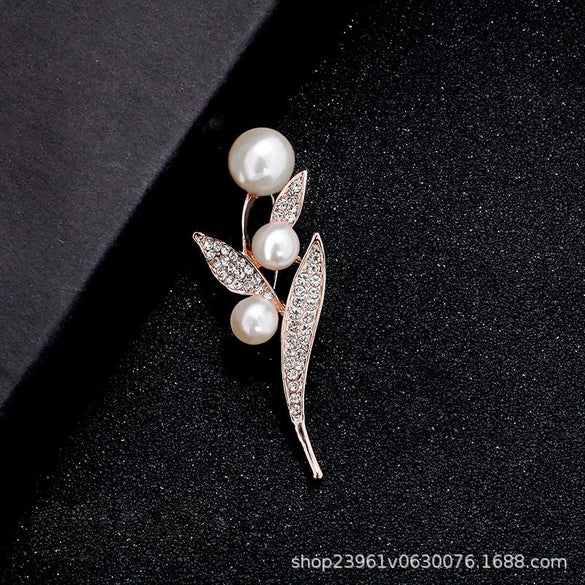 Wholesale Rhinestone Pearl Women's Retro Brooch Jewelry Accessories