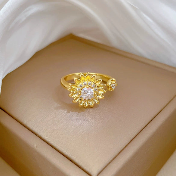 Wholesale Ring Brass Electroplating Crown Cartoon Style Luxury Flower Jewelry For Women