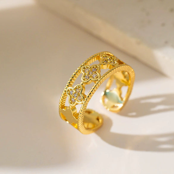 Wholesale Ring Copper Inlaid Rhinestone Geometric Bow Wave Animal Zodiac Butterfly Snake Style