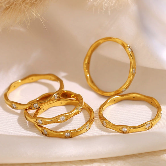 Wholesale Ring Jewelry 316L Stainless Steel 18K Gold Plated Waveshaped Design For Women