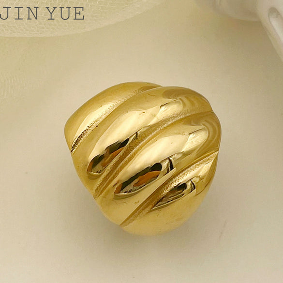 Wholesale Ring Stainless Steel Geometric Electroplated Real Gold Nonfading Horn Design Fashionable