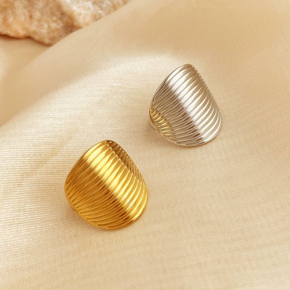 Wholesale Ring Stainless Steel Geometric Heart Shape 18K Gold Plated Unisex